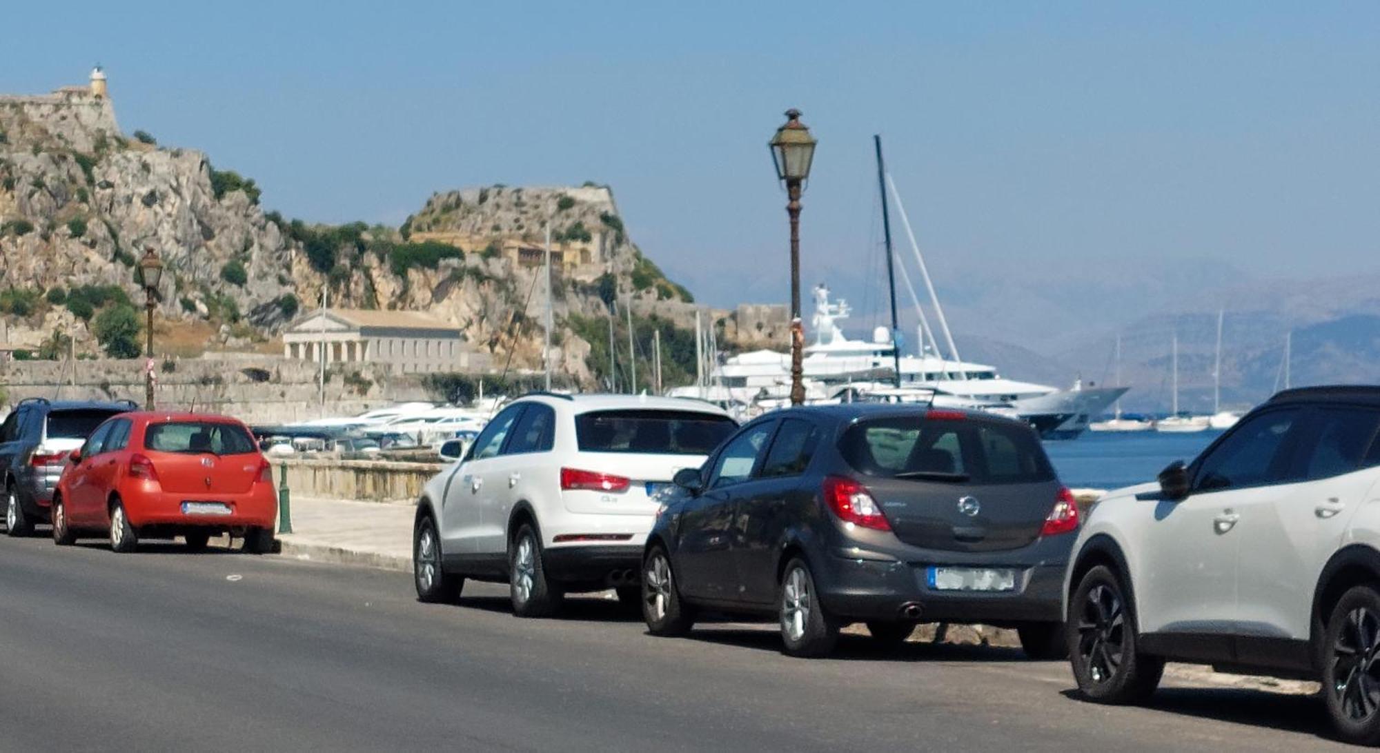 Aay- Best Corfu Town & Sea Apart 2Bedroom Renovated + Lift / Comfy&Design+Wifi Eksteriør billede